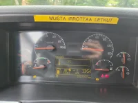 Volvo FM12 309kW thumbnail