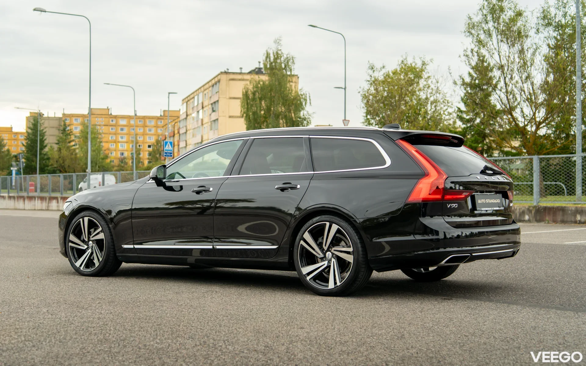 Volvo V90 2.0 140kW