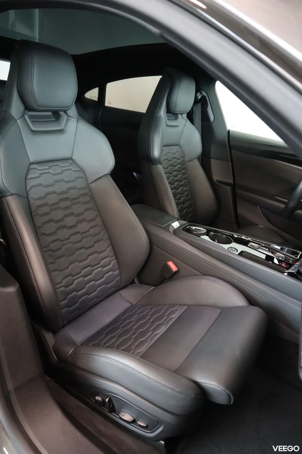 Audi e-tron GT 140kW