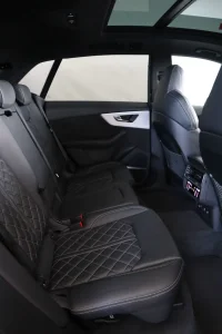 Audi Q8 210kW thumbnail