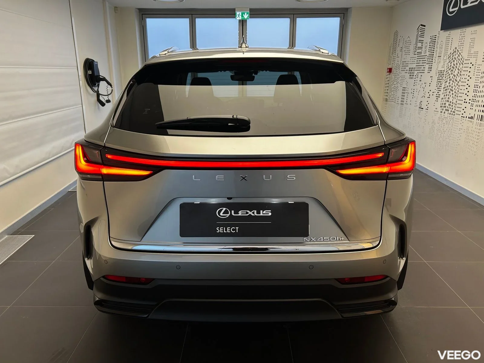 Lexus NX 450h+ - 136kW