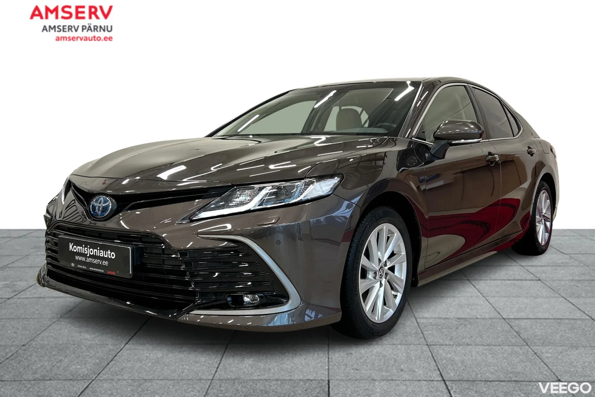 Toyota Camry Luxury Business Hybrid 2.5 131kW