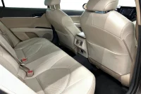 Toyota Camry Luxury Business Hybrid 2.5 131kW thumbnail