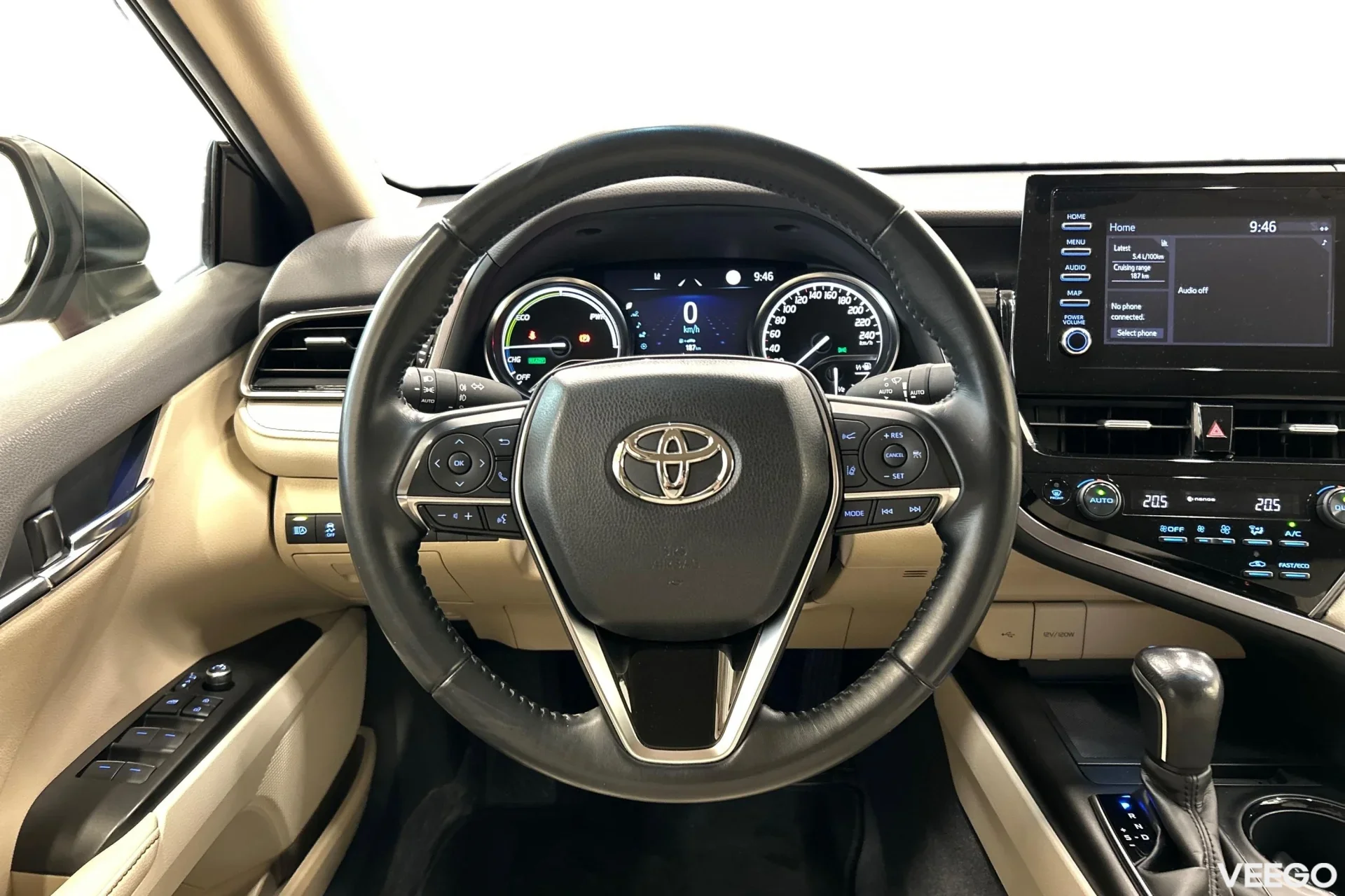 Toyota Camry Luxury Business Hybrid 2.5 131kW