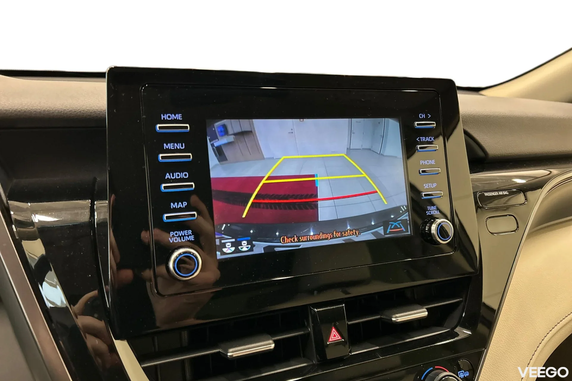 Toyota Camry Luxury Business Hybrid 2.5 131kW