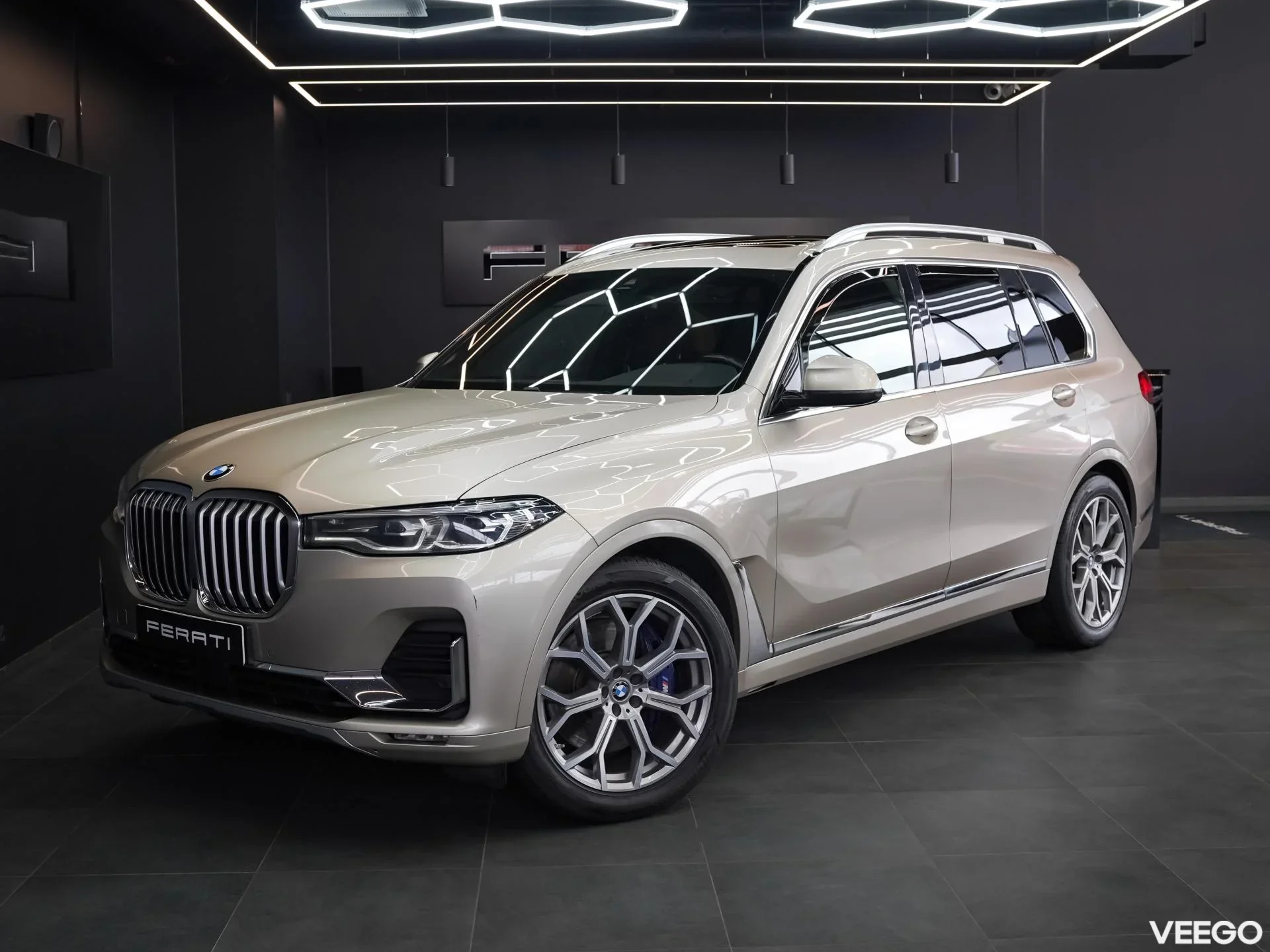 BMW X7 3.0 195kW