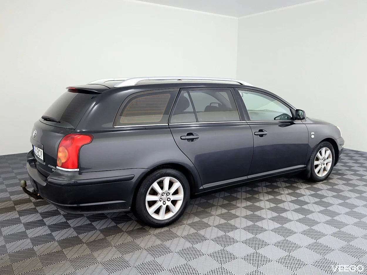 Toyota Avensis 2.0 85kW
