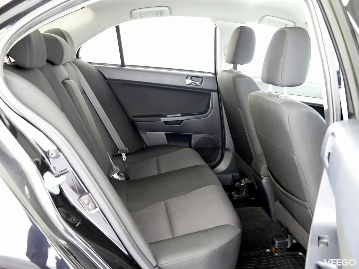 Mitsubishi Lancer 1.5 80kW