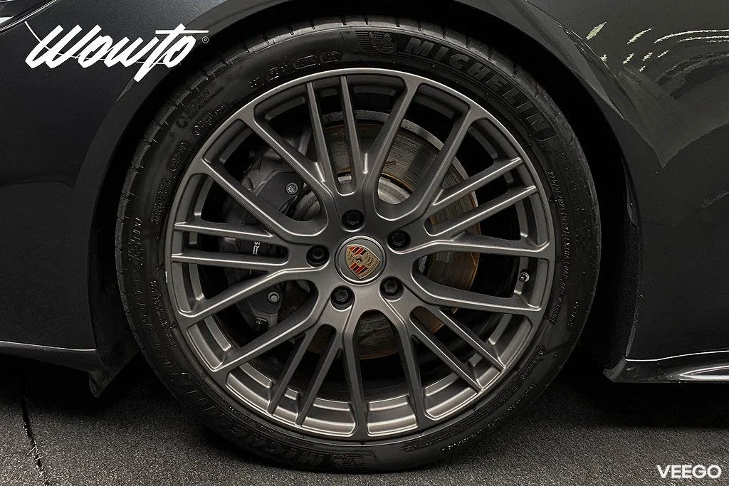 Porsche Panamera 4 E-Hybrid Sport Turismo PDK 462HK /HuD/360 341kW