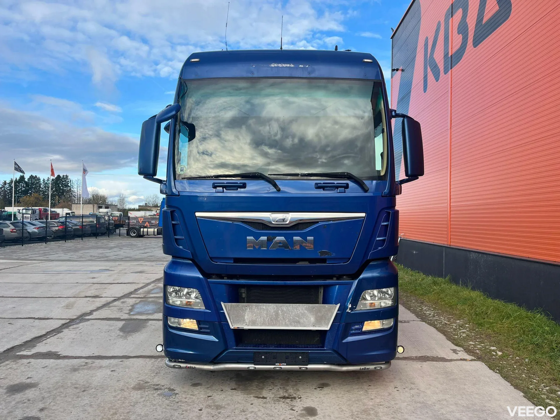 MAN TGX CHASSIS L=6907 mm 412kW
