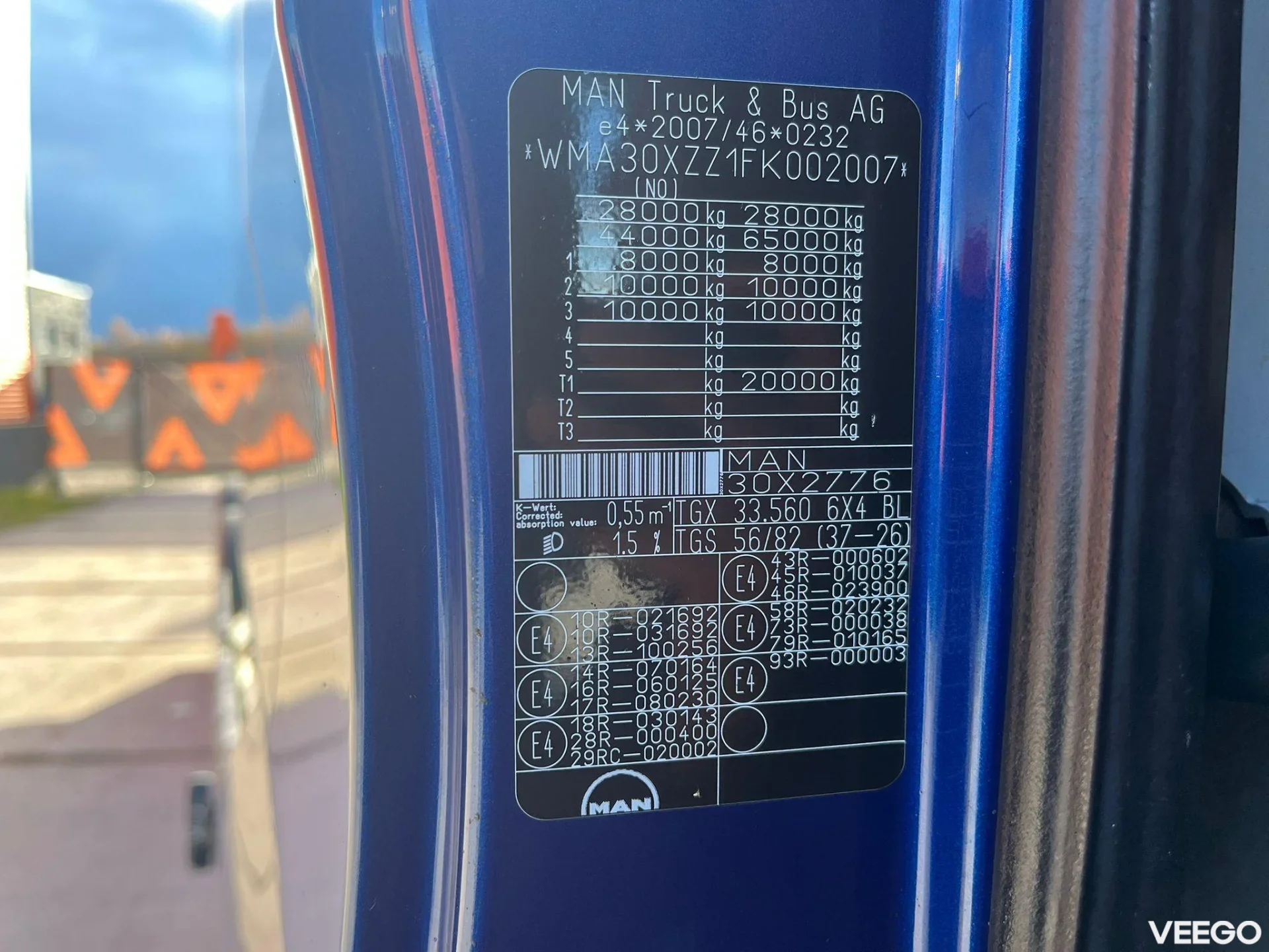 MAN TGX CHASSIS L=6907 mm 412kW