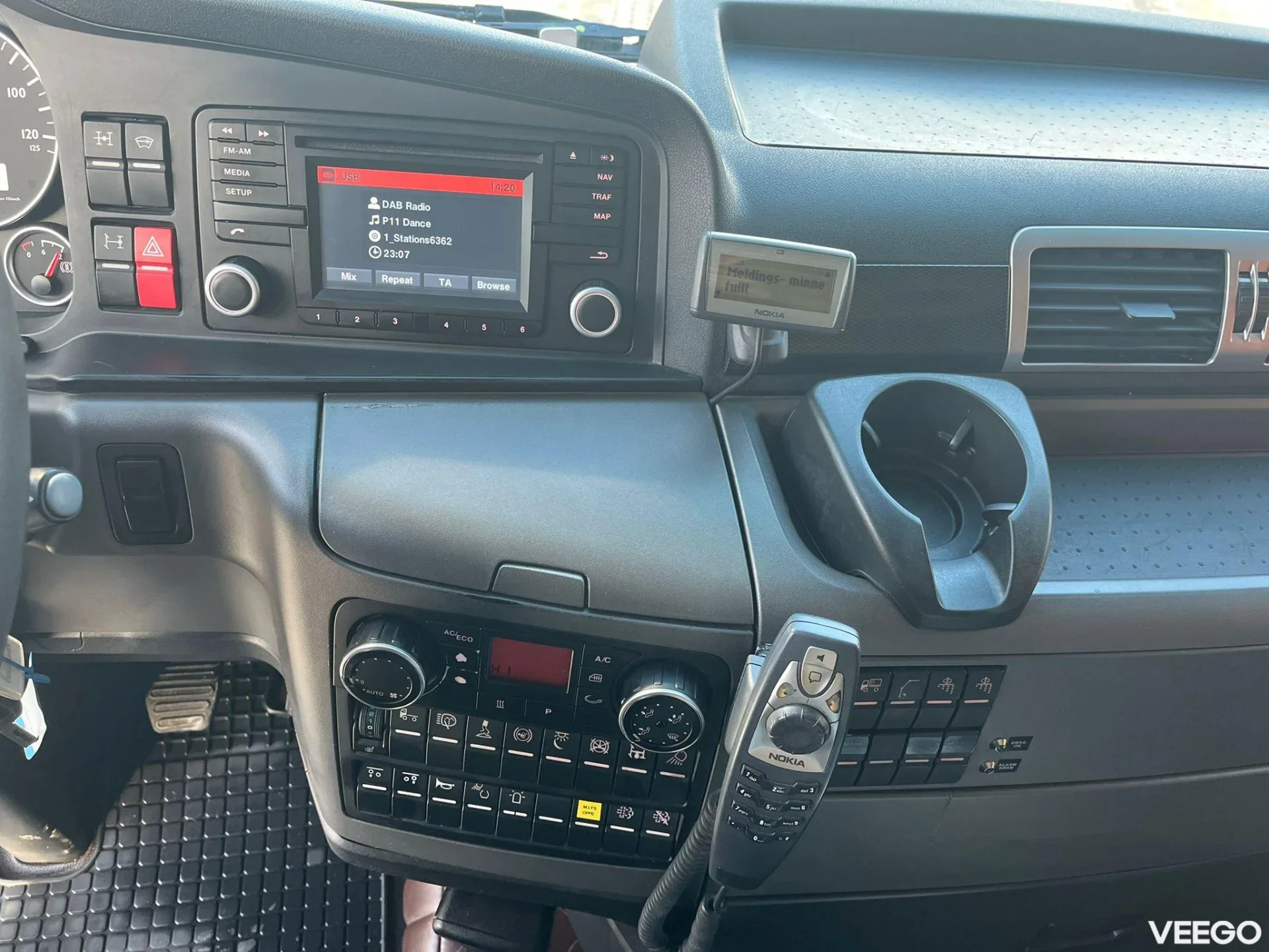 MAN TGX CHASSIS L=6907 mm 412kW