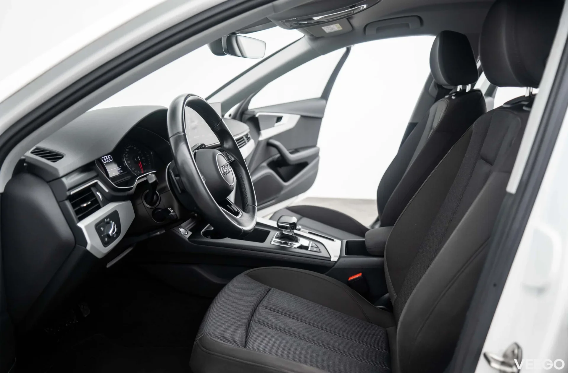 Audi A4 Avant 35 TFSI MHEV 2.0 110kW