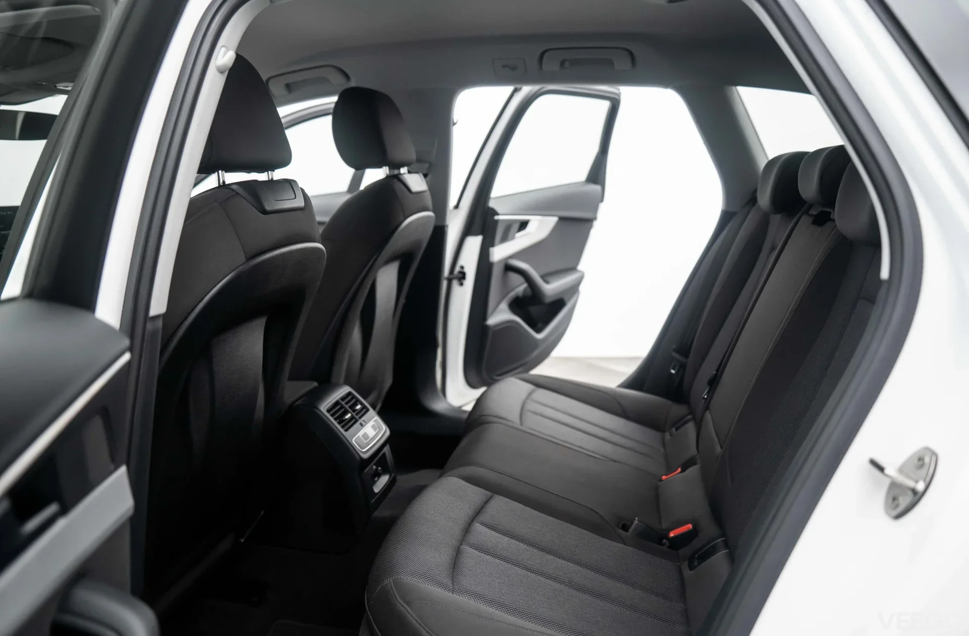 Audi A4 Avant 35 TFSI MHEV 2.0 110kW