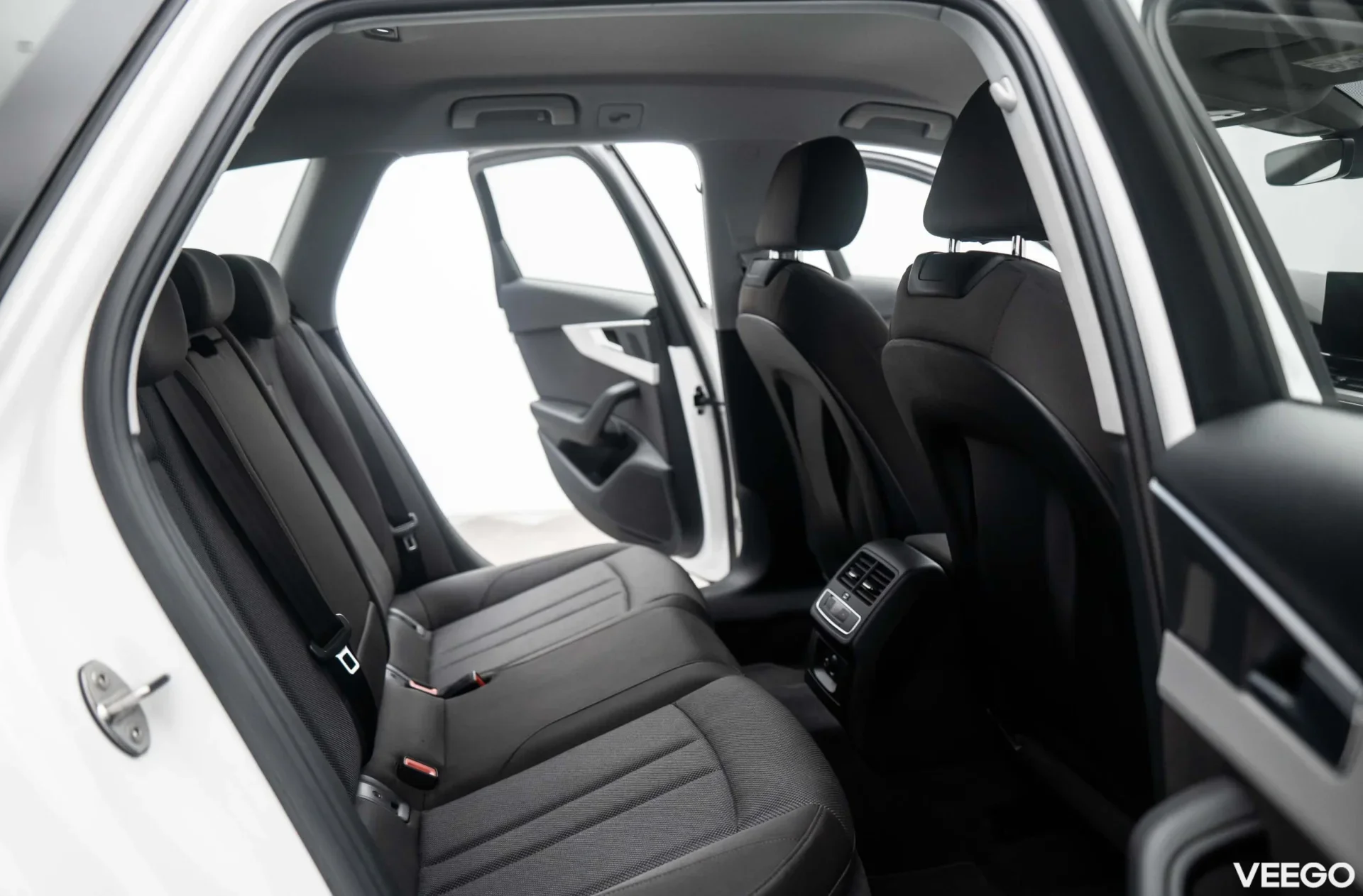 Audi A4 Avant 35 TFSI MHEV 2.0 110kW