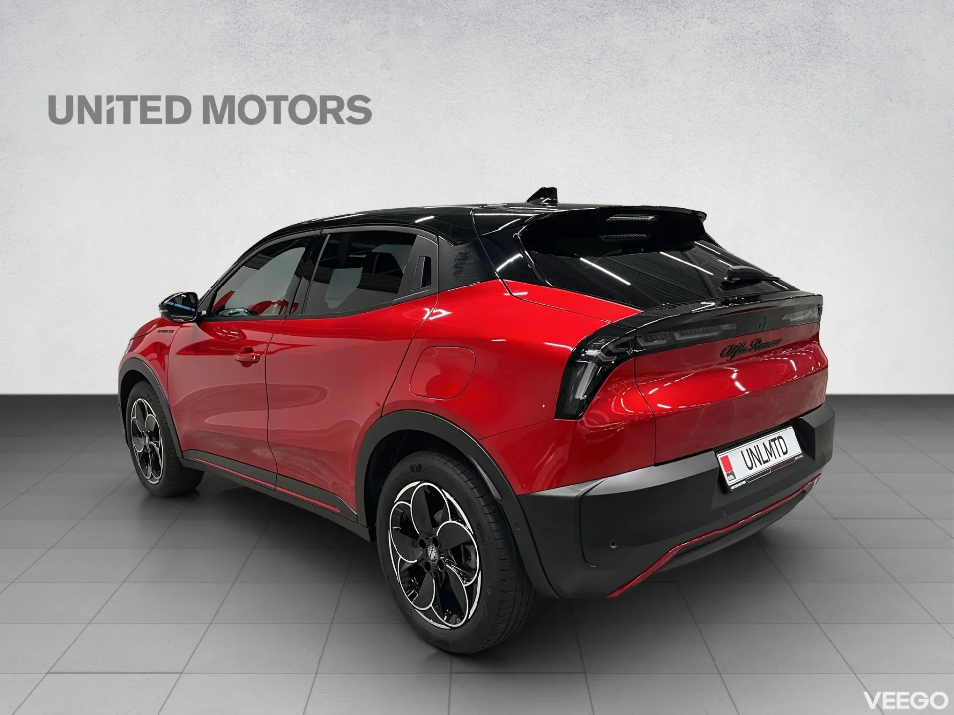 Alfa Romeo Junior BEV 156hp SPECIALE 62kW