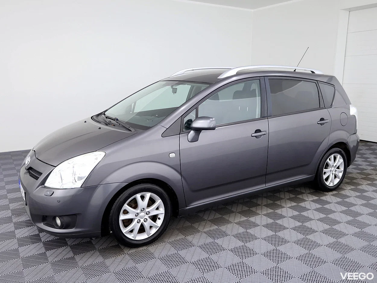 Toyota Corolla Verso 2.2 100kW