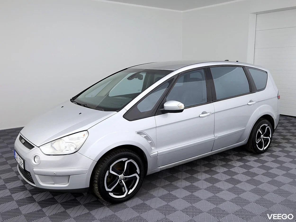 Ford S-MAX 2.0 104kW