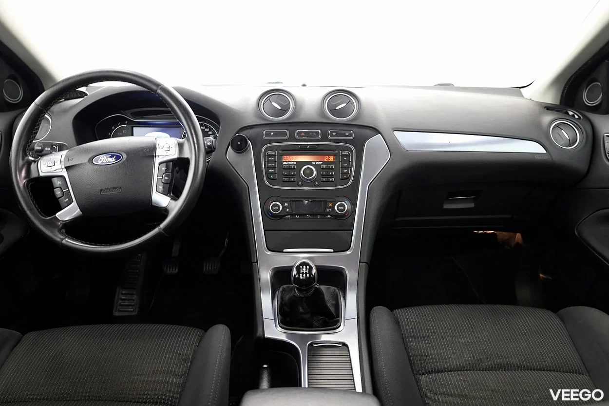 Ford Mondeo 2.0 107kW