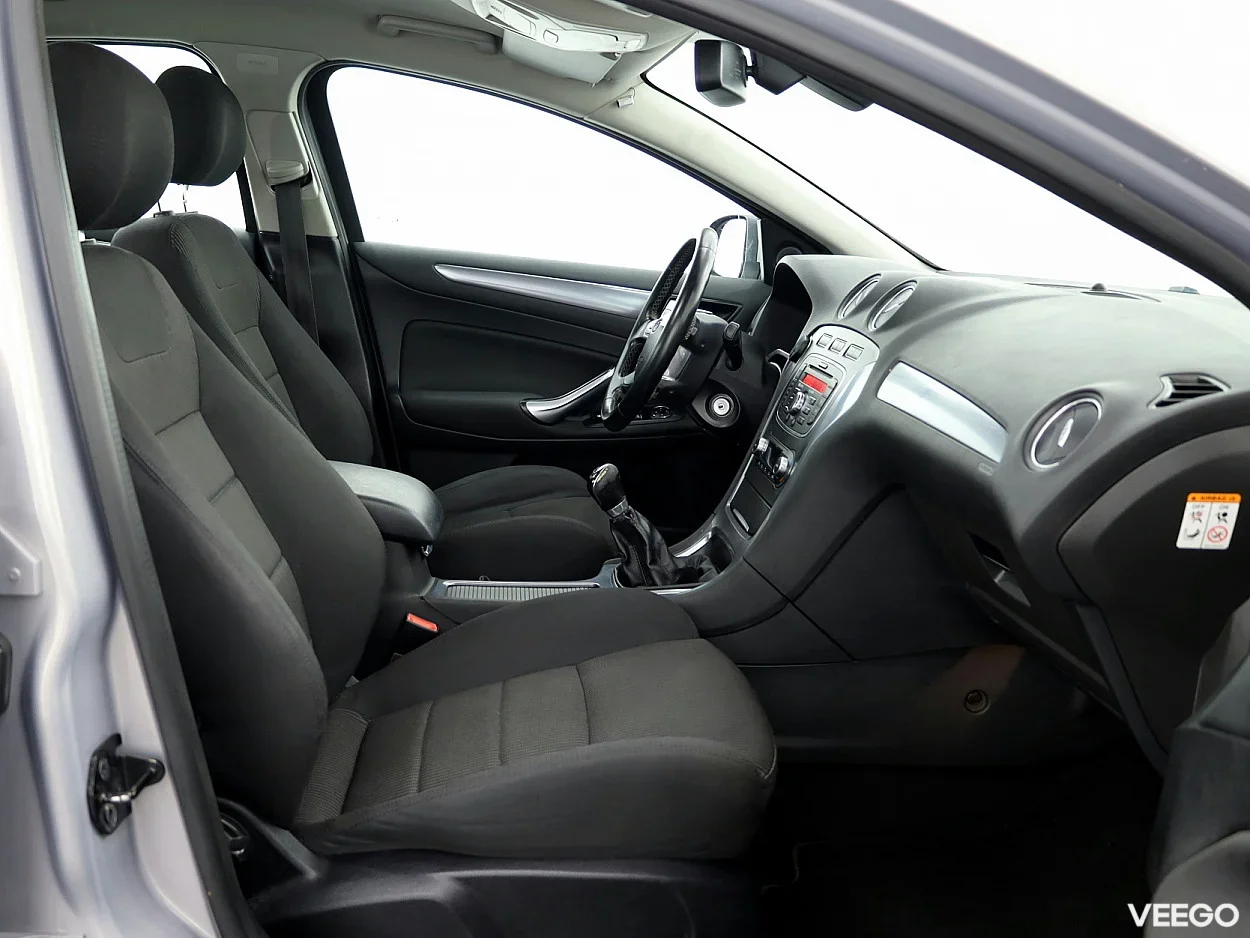 Ford Mondeo 2.0 107kW