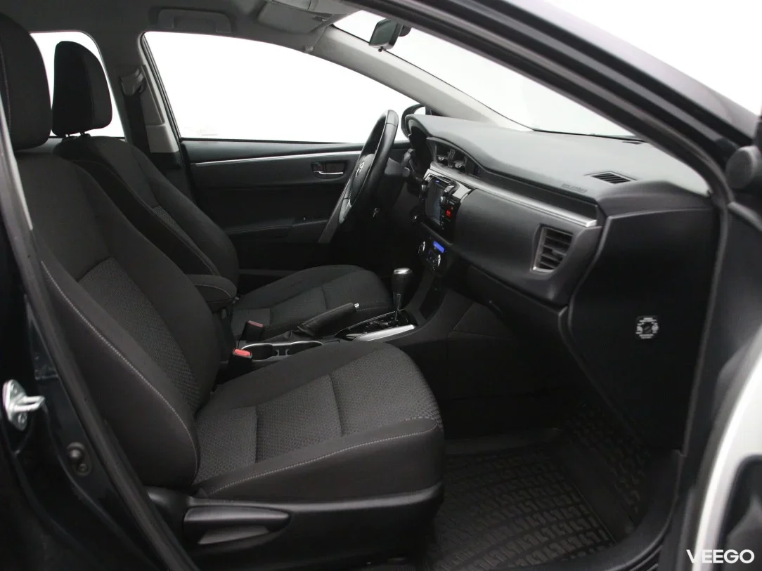 Toyota Corolla 1.6 97kW