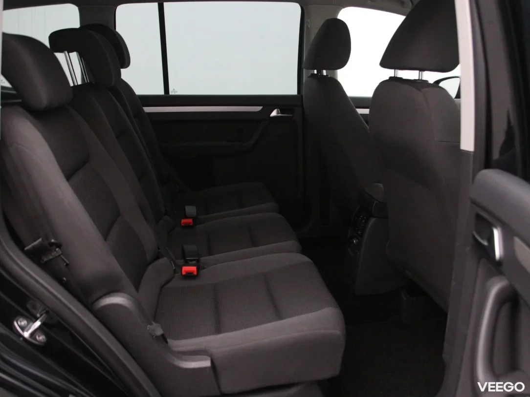 Volkswagen Touran 1.2 77kW