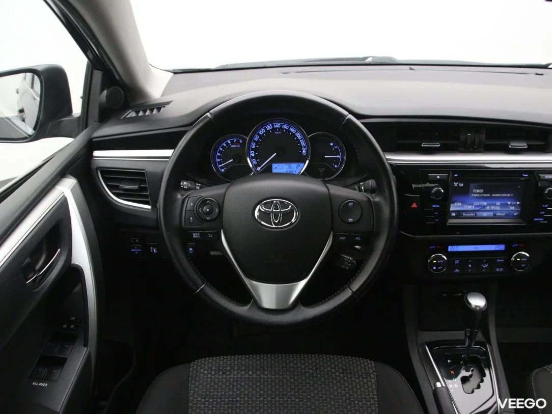 Toyota Corolla 1.6 97kW