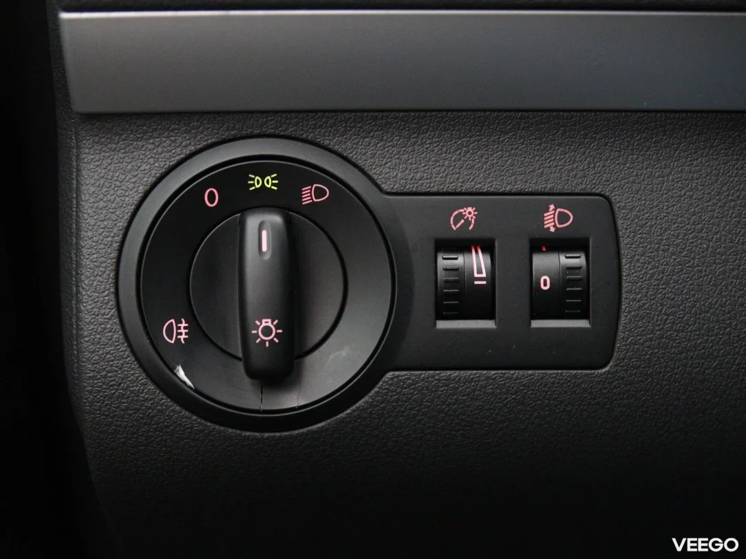 Volkswagen Touran 1.2 77kW