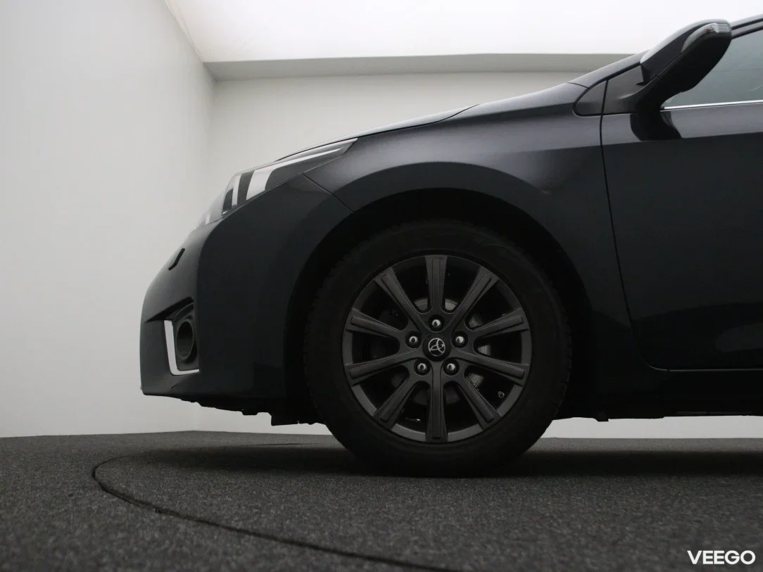 Toyota Corolla 1.6 97kW