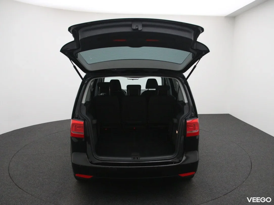 Volkswagen Touran 1.2 77kW