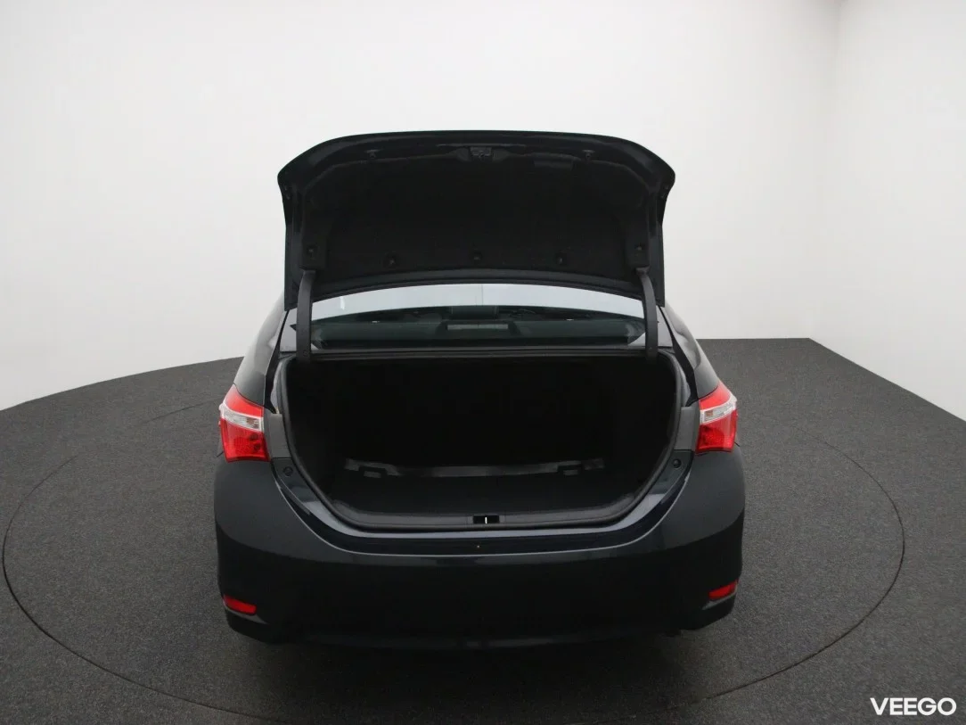 Toyota Corolla 1.6 97kW