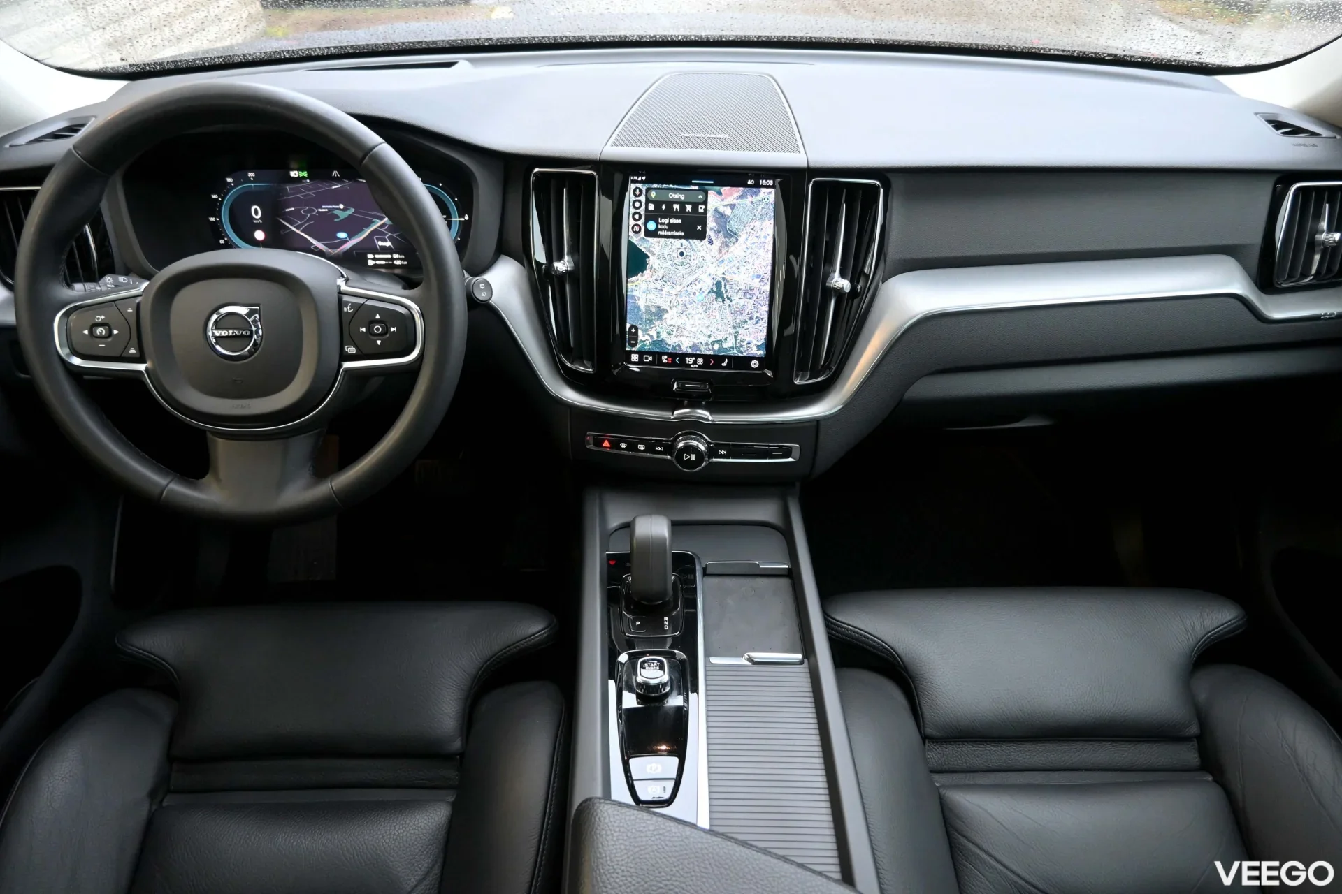 Volvo XC60 AWD 4C H&K ULTIMATE BRIGHT INTELLI SAFE XENIUM PRO 2 293kW