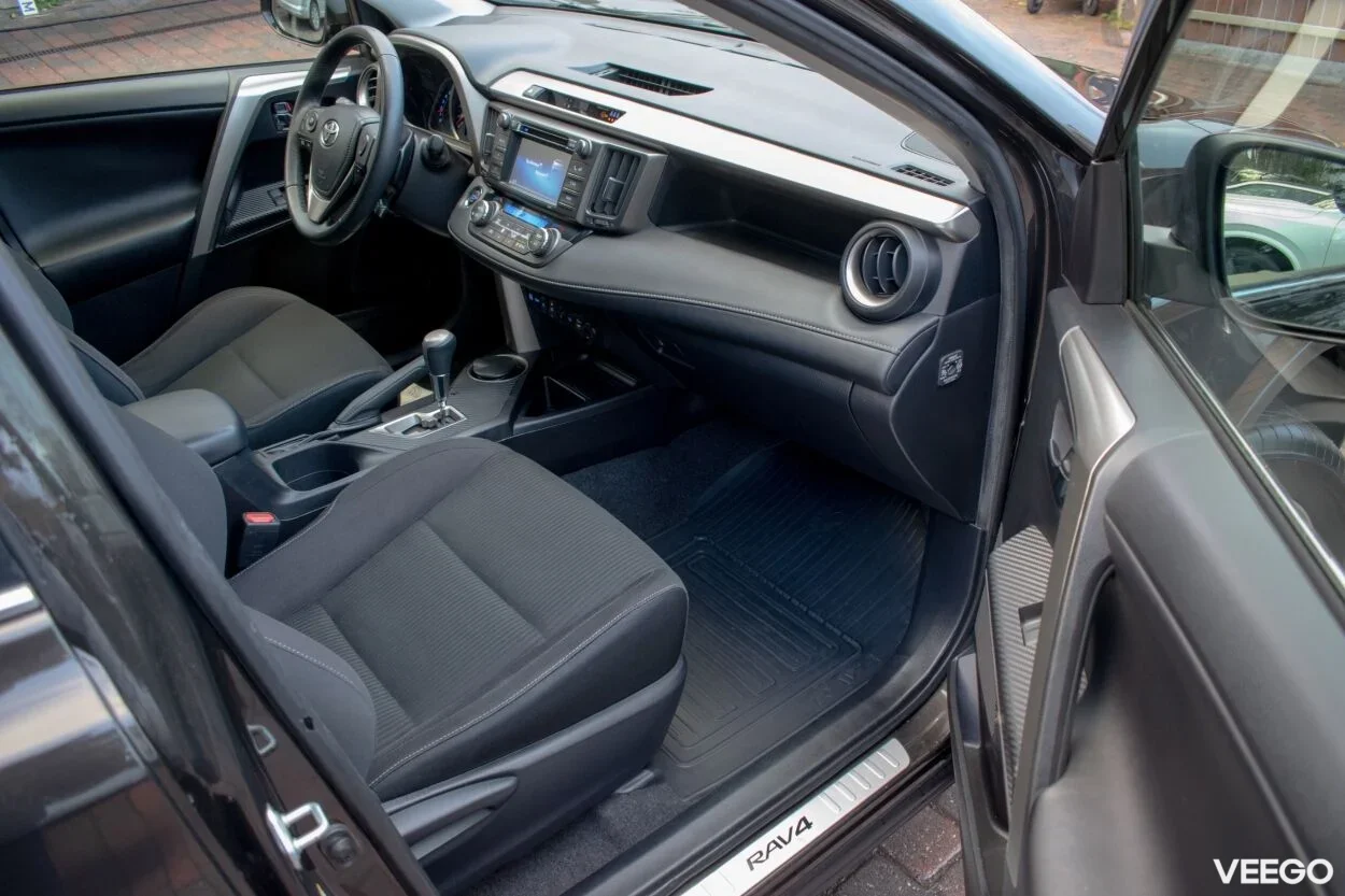 Toyota RAV4 4WD Luxury Wntr 2 111kW