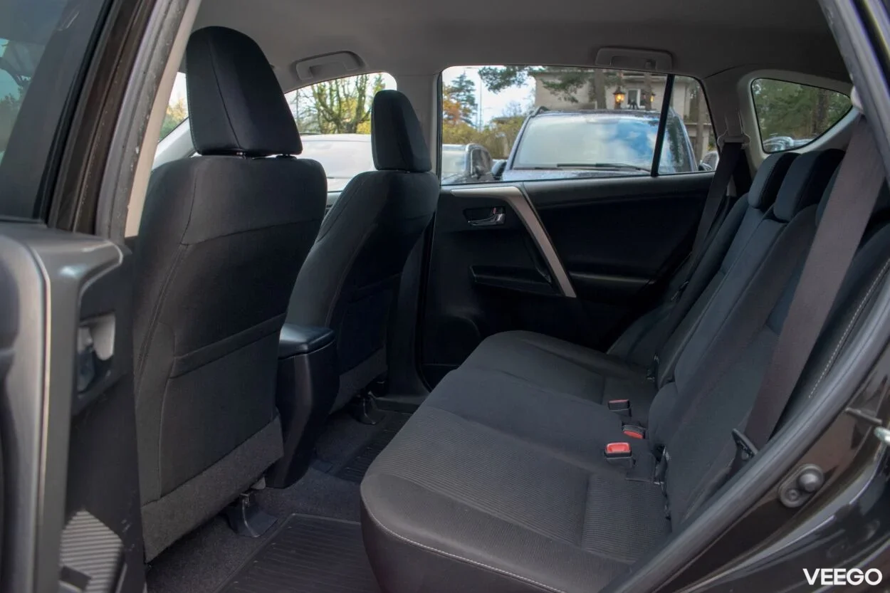 Toyota RAV4 4WD Luxury Wntr 2 111kW