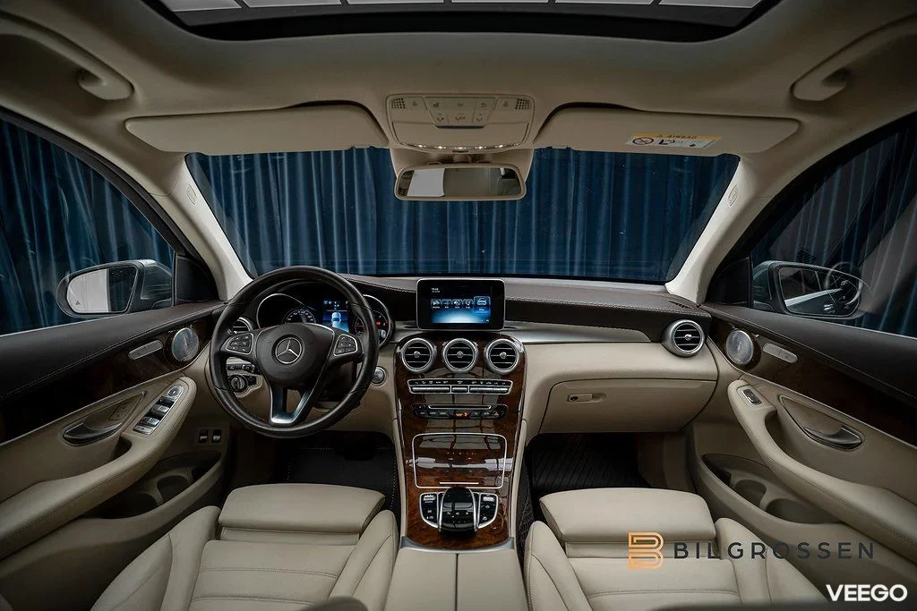 Mercedes-Benz GLC200 220 d 4MATIC AMG Line 3.79% Pano Burmester 125kW