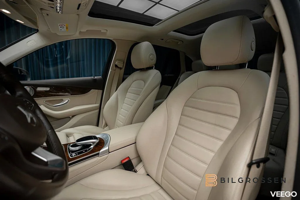 Mercedes-Benz GLC200 220 d 4MATIC AMG Line 3.79% Pano Burmester 125kW