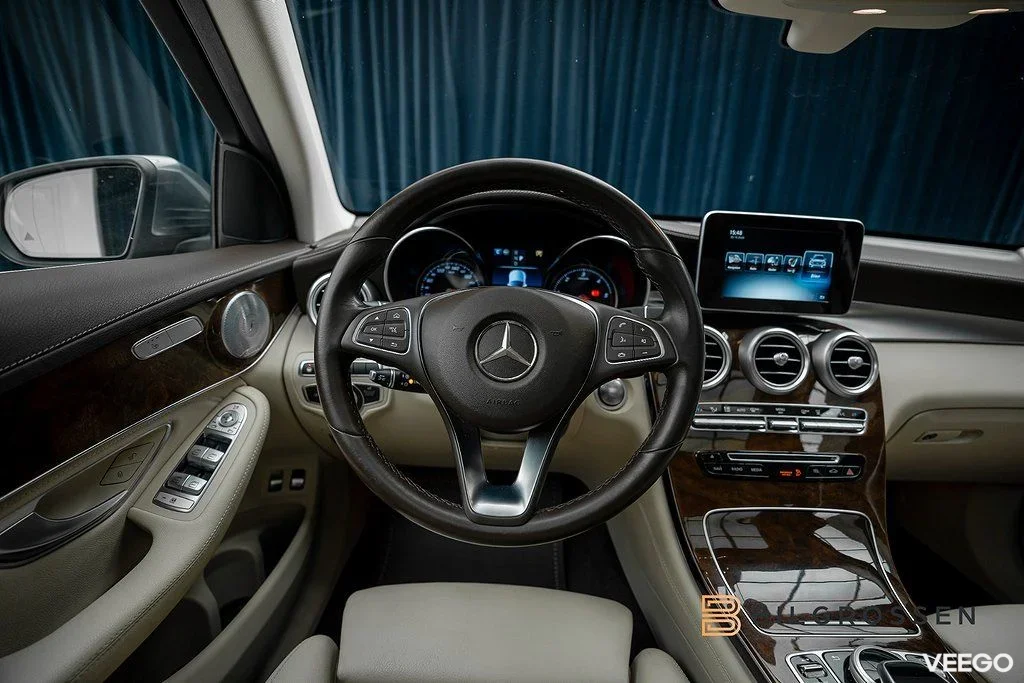 Mercedes-Benz GLC200 220 d 4MATIC AMG Line 3.79% Pano Burmester 125kW