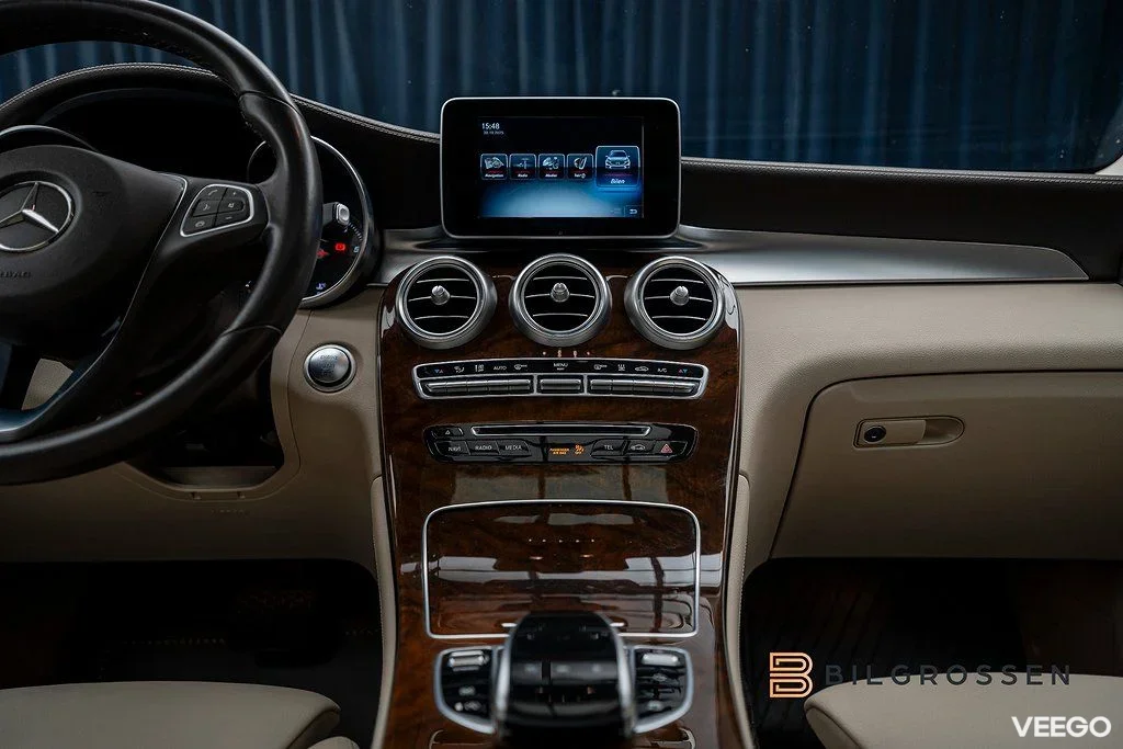 Mercedes-Benz GLC200 220 d 4MATIC AMG Line 3.79% Pano Burmester 125kW