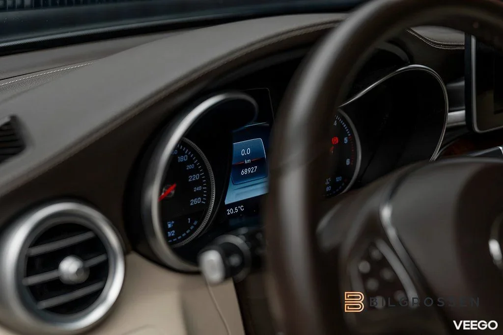 Mercedes-Benz GLC200 220 d 4MATIC AMG Line 3.79% Pano Burmester 125kW