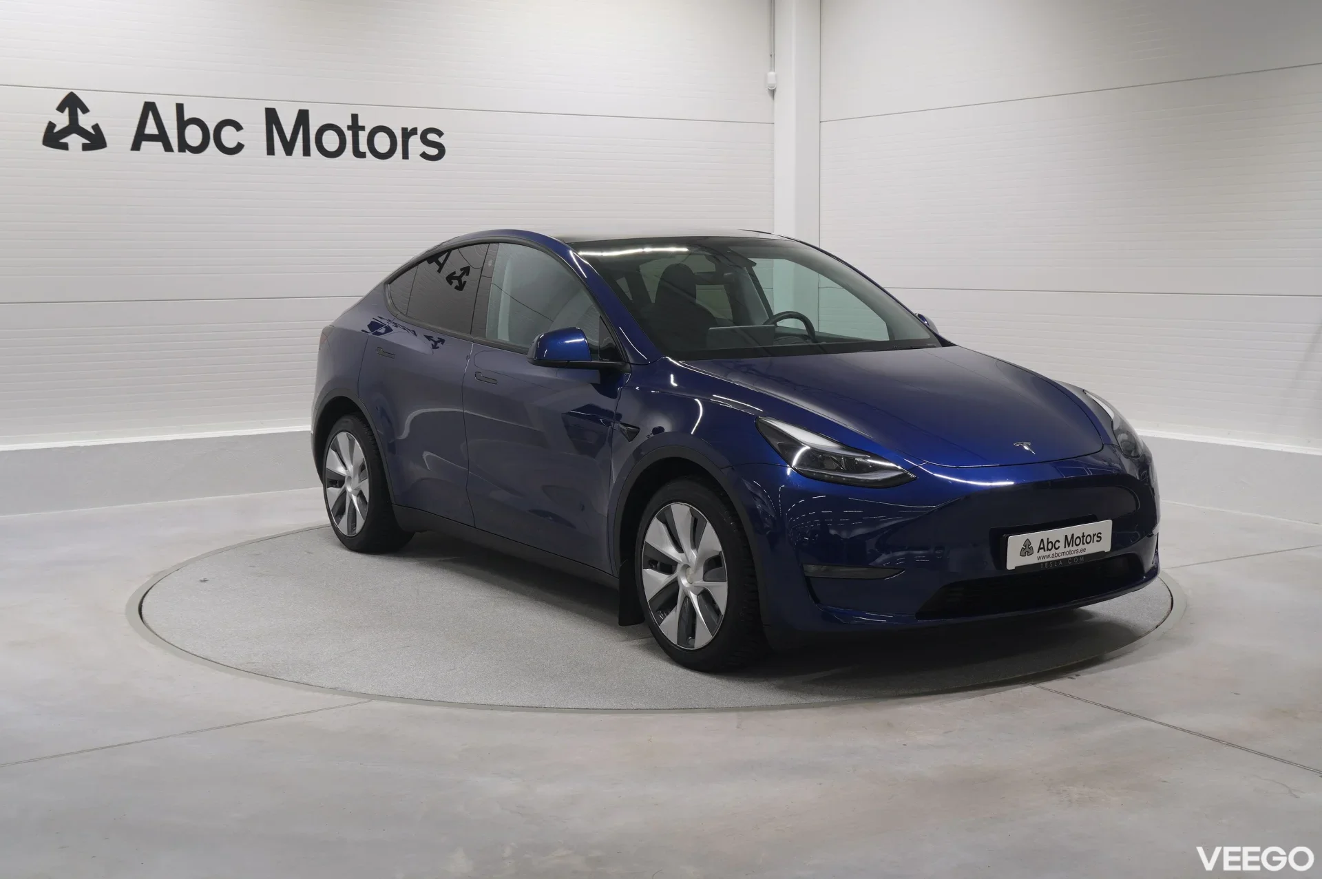 Tesla Model Y Long Range Dual Motor AWD 153kW