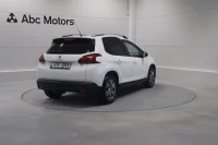 Peugeot 2008 - 1.2 60kW thumbnail