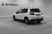 Peugeot 2008 - 1.2 60kW thumbnail