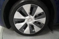 Tesla Model Y Long Range Dual Motor AWD 153kW thumbnail