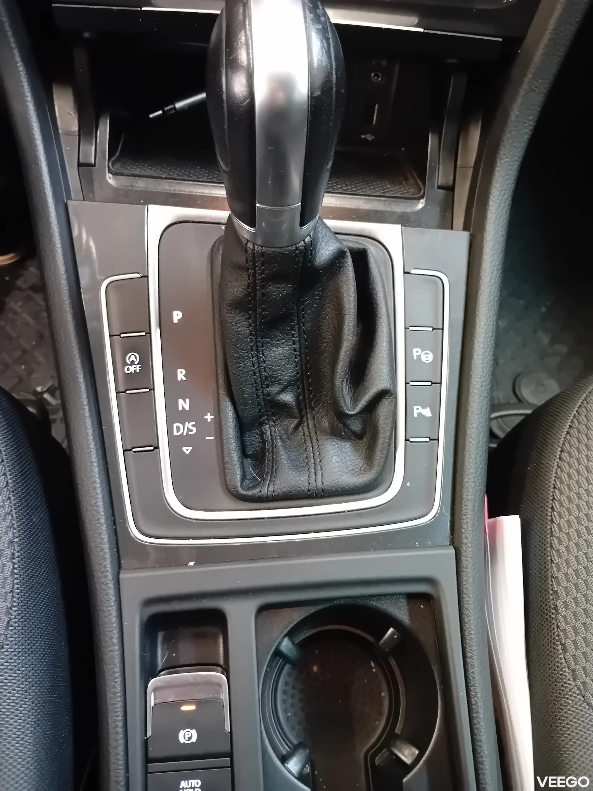 Volkswagen Golf 1.6 85kW