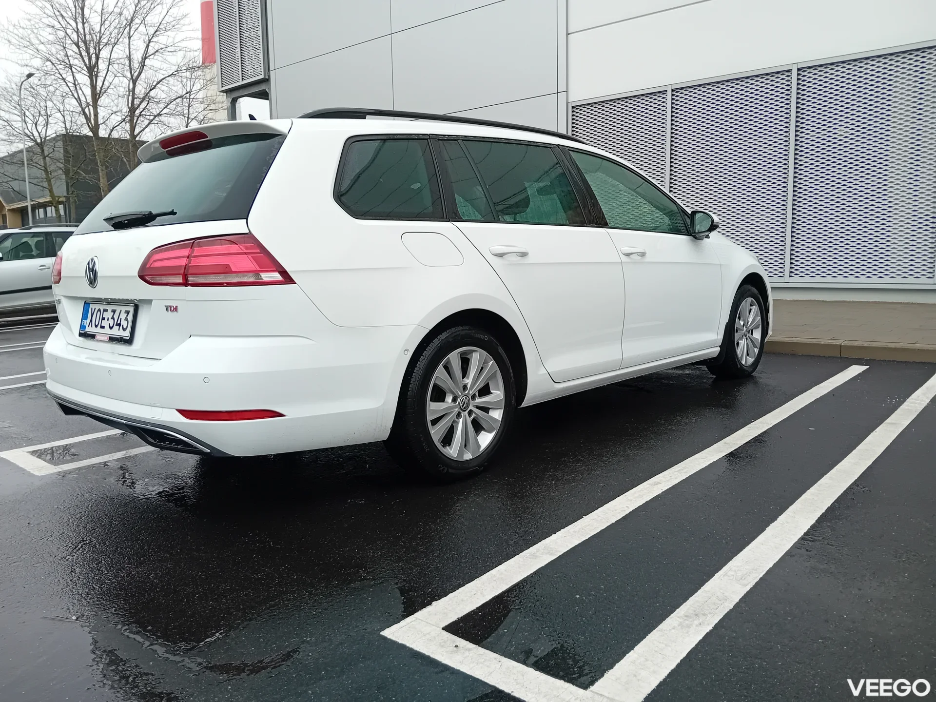 Volkswagen Golf 1.6 85kW