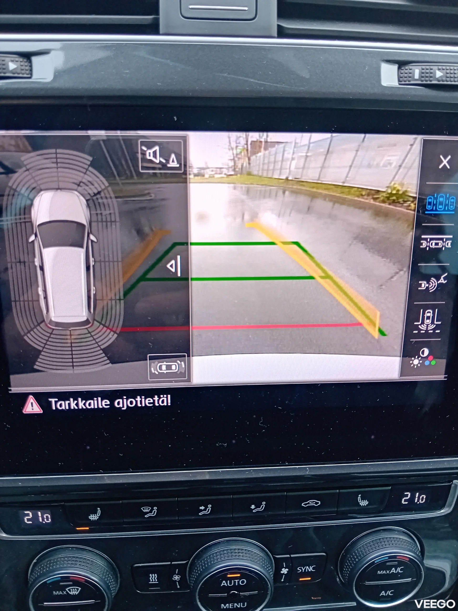 Volkswagen Golf 1.6 85kW