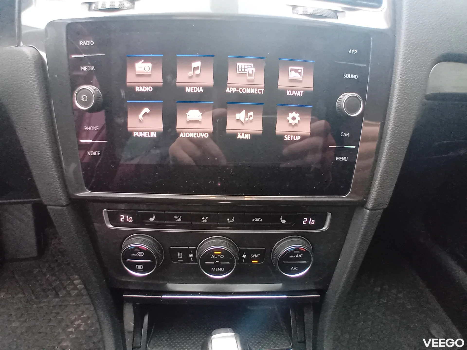 Volkswagen Golf 1.6 85kW