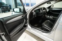 BMW 540 3 235kW thumbnail