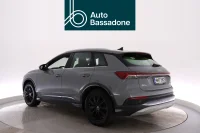 Audi Q4 e-tron 35 e-tron /TEHDASTAKUU VOIMASSA / NAVI / ADAPTIIVINEN VAKKARI / PERUUTUSKAMERA 125kW thumbnail