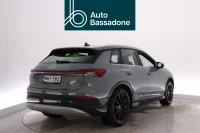 Audi Q4 e-tron 35 e-tron /TEHDASTAKUU VOIMASSA / NAVI / ADAPTIIVINEN VAKKARI / PERUUTUSKAMERA 125kW thumbnail